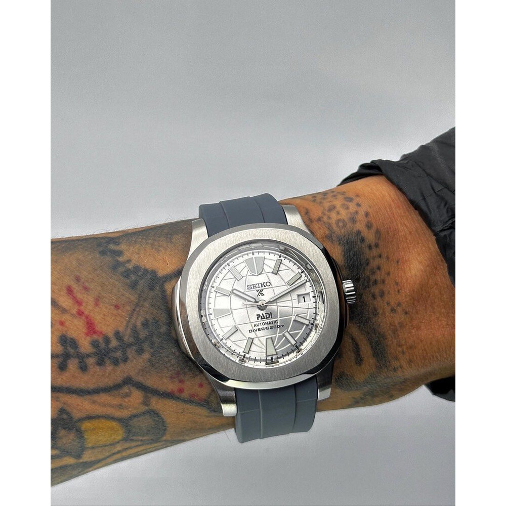 Custom Seiko Mod • Grey PADI Nautilus • 40mm